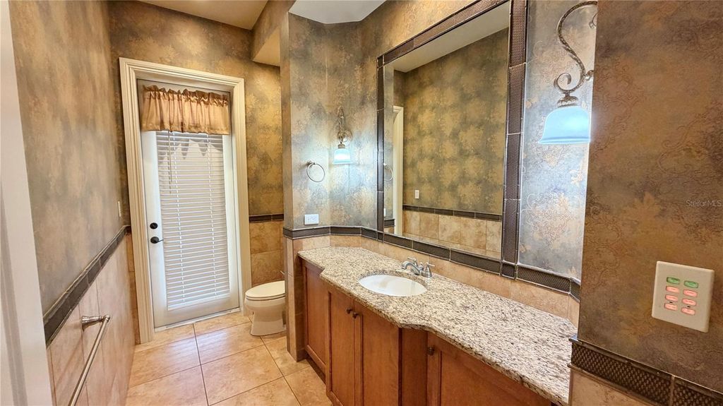 Image 40 of property listing at 6717 SW 179TH AVENUE ROAD, Dunnellon, FL 34432