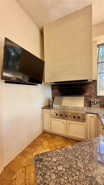 Image 46 of property listing at 6717 SW 179TH AVENUE ROAD, Dunnellon, FL 34432