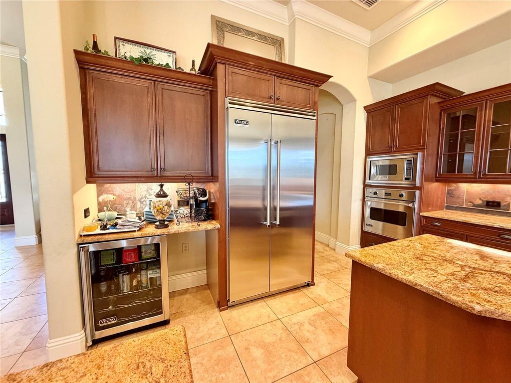 Image 7 of property listing at 6717 SW 179TH AVENUE ROAD, Dunnellon, FL 34432