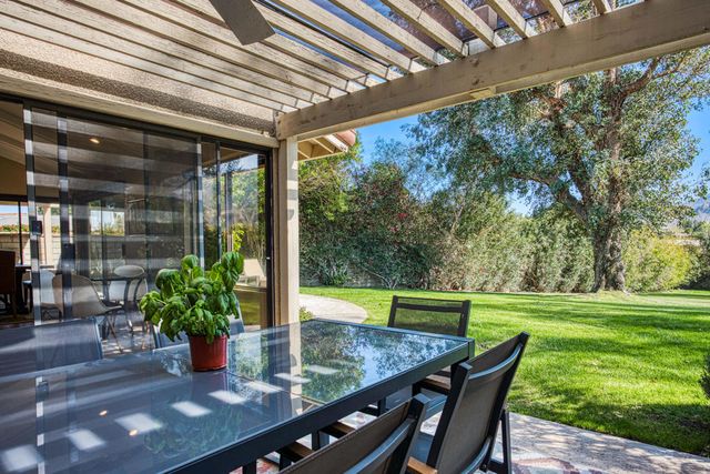 62 Tennis Club Drive, Rancho Mirage, CA 92270