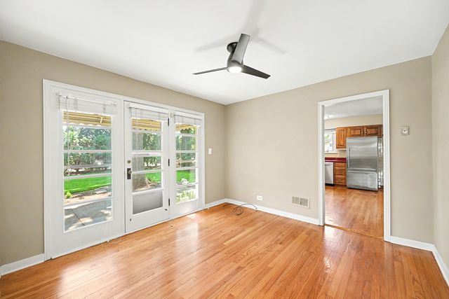 325 Lambert Road, Glen Ellyn, IL 60137