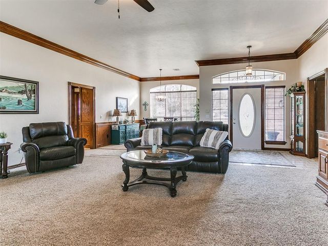1201 Stable Rock Road, Yukon, OK 73099
