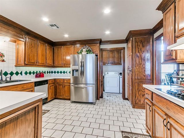 1201 Stable Rock Road, Yukon, OK 73099