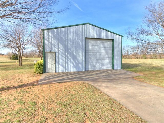 1201 Stable Rock Road, Yukon, OK 73099