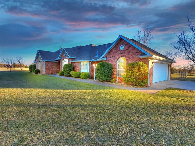 1201 Stable Rock Road, Yukon, OK 73099