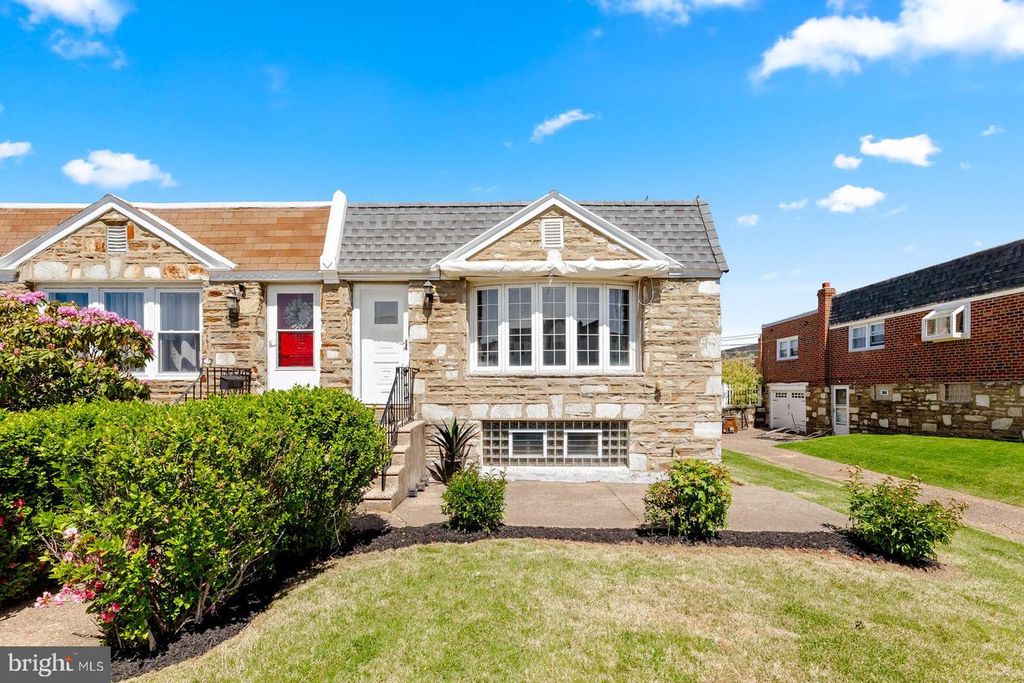 3819 ETTA ST, Philadelphia, PA 19114