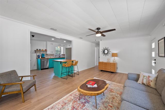 106 Earl Kay Lane, Tool, TX 75143