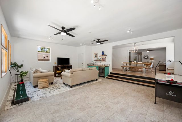 106 Earl Kay Lane, Tool, TX 75143