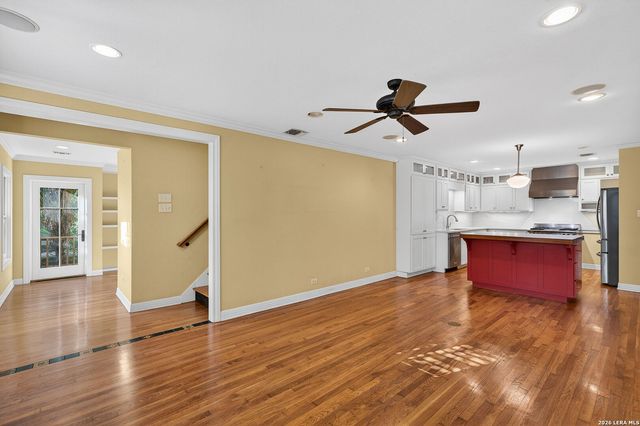 506 castano, San Antonio, TX 78209