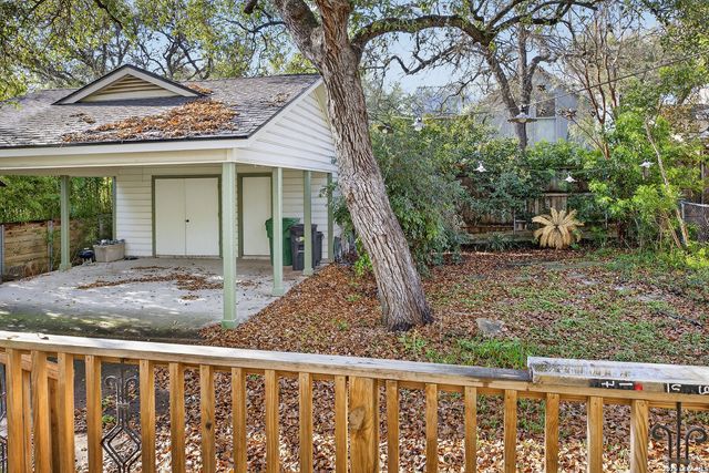 506 castano, San Antonio, TX 78209