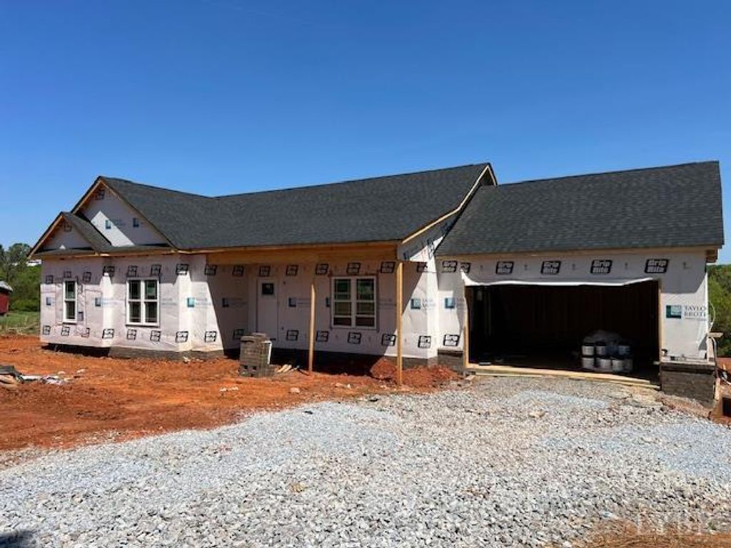 3736 Chestnut Fork Road, Bedford, VA 24523