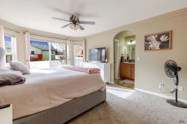 6521 SEMINOLE LN, Rapid City, SD 57702