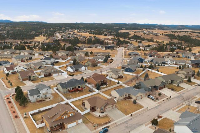 6521 SEMINOLE LN, Rapid City, SD 57702