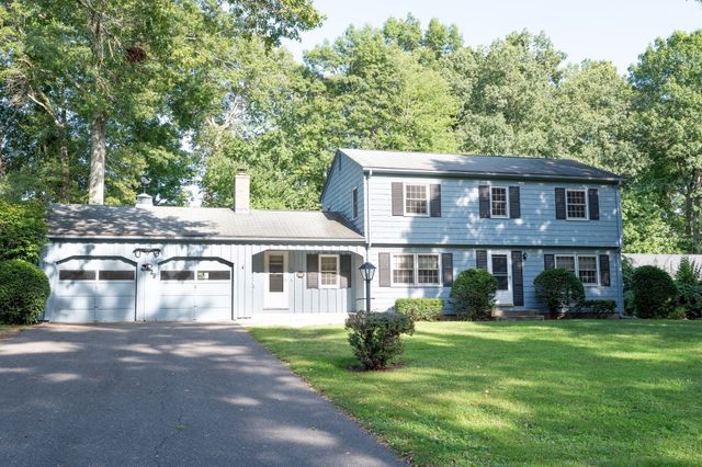 29 Indian Spring Rd, East Longmeadow, MA 01028