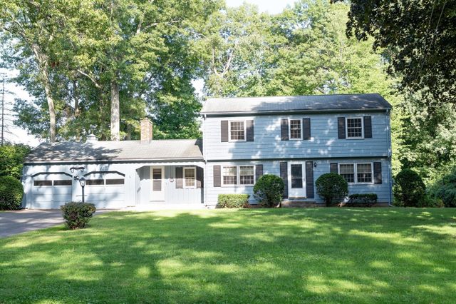 29 Indian Spring Rd, East Longmeadow, MA 01028