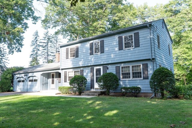 29 Indian Spring Rd, East Longmeadow, MA 01028