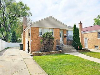 234 Rice Avenue, Bellwood, IL 60104