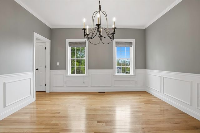 38 Gikas Ln, Marlborough, MA 01752