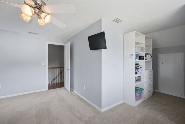 35 Cross Meadow Rd, East Longmeadow, MA 01028