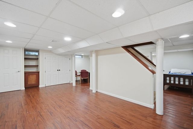 35 Cross Meadow Rd, East Longmeadow, MA 01028