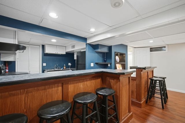 35 Cross Meadow Rd, East Longmeadow, MA 01028