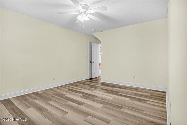 814 Canal Cove Road, Lake Waccamaw, NC 28450