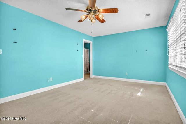 814 Canal Cove Road, Lake Waccamaw, NC 28450