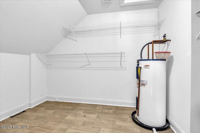 814 Canal Cove Road, Lake Waccamaw, NC 28450