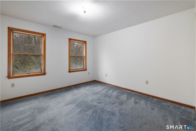 90 Fenn Road, Middlebury, CT 06762