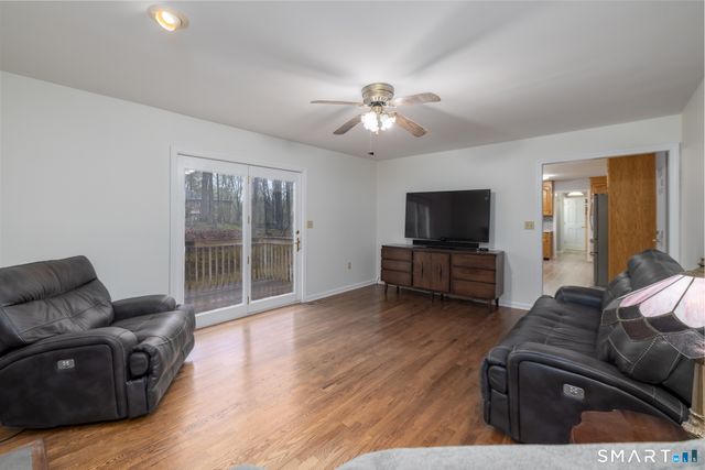 90 Fenn Road, Middlebury, CT 06762