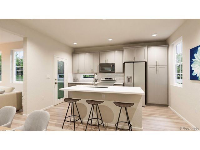 22274 E 39th Ave, Aurora, CO 80019