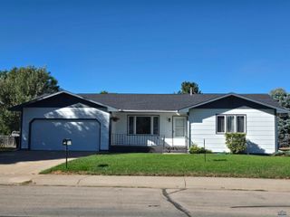 308 ORIOLE DR, Spearfish, SD 57783
