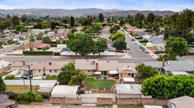 533 Mark Drive, Simi Valley, CA 93065