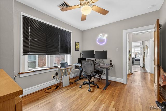 4958 Tholozan Avenue, St Louis, MO 63109