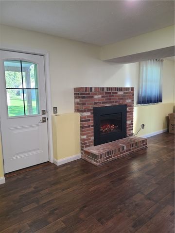6156 County Road 41, Farmington, NY 14425