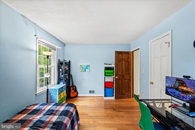 13661 VAN DOREN RD, Manassas, VA 20112