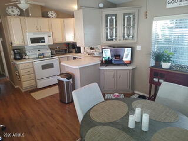 821 N MESQUITE TREE Drive 68, Dewey, AZ 86327
