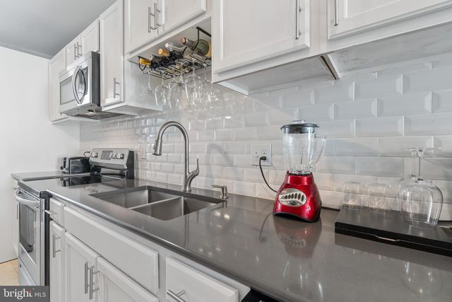 2538 E EAGER ST, Baltimore, MD 21205