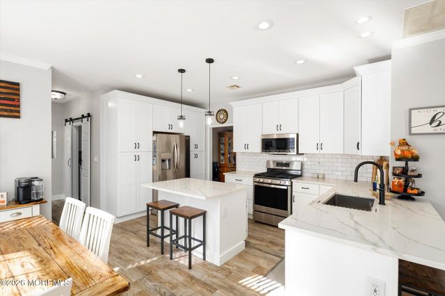 15 Smith Drive, Allentown, NJ 08501