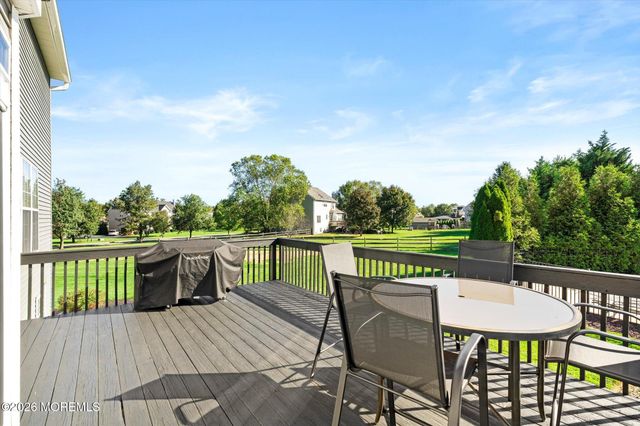 15 Smith Drive, Allentown, NJ 08501