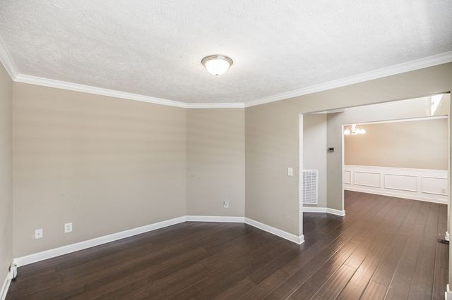 1537 Constitution Ave, Nashville, TN 37207