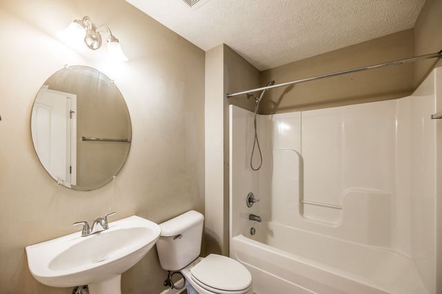 1537 Constitution Ave, Nashville, TN 37207