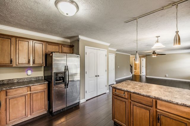 1537 Constitution Ave, Nashville, TN 37207