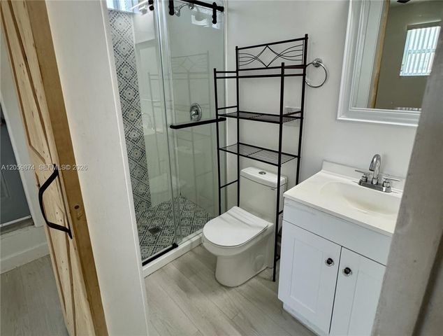 2130 Plunkett Ct, Hollywood, FL 33020