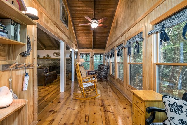 131 Hickory Trace, Ellijay, GA 30536