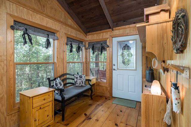 131 Hickory Trace, Ellijay, GA 30536