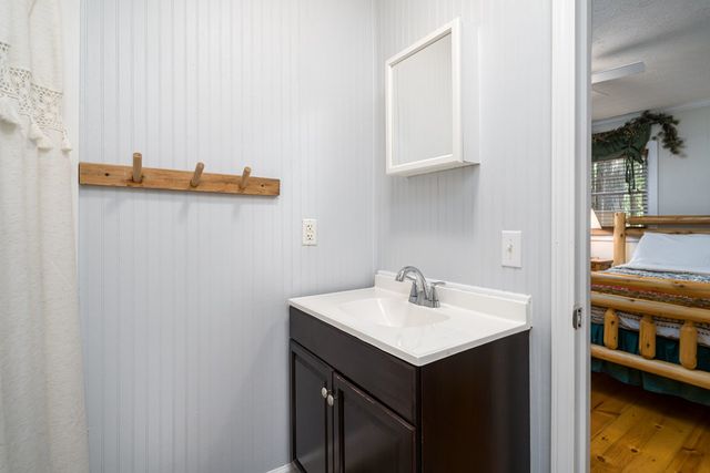 131 Hickory Trace, Ellijay, GA 30536