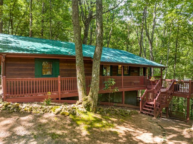 131 Hickory Trace, Ellijay, GA 30536