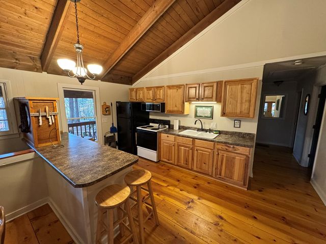 131 Hickory Trace, Ellijay, GA 30536