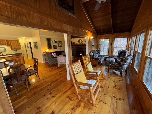 131 Hickory Trace, Ellijay, GA 30536